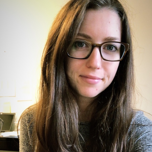 Meet your Posher, Katharine - Picture 1 of 1